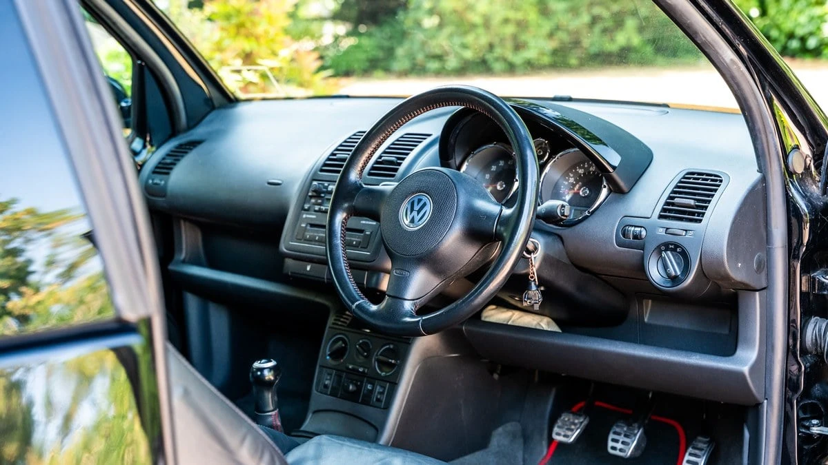 2004 Volkswagen Golf - Image 15 of 30