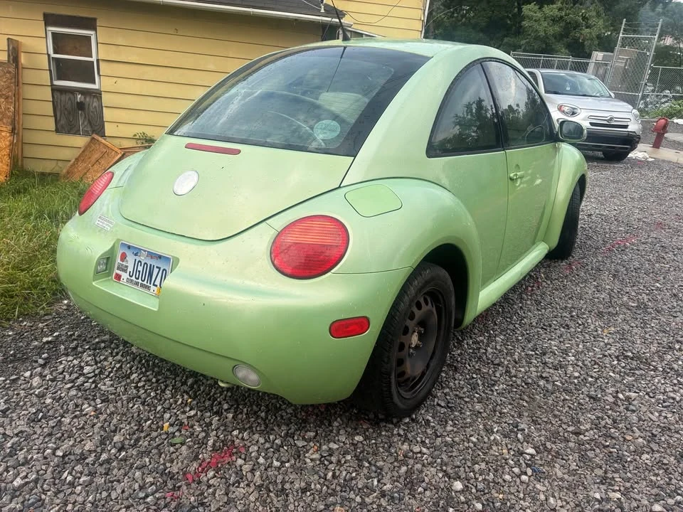2004 Volkswagen New Beetle - Image 3 of 5