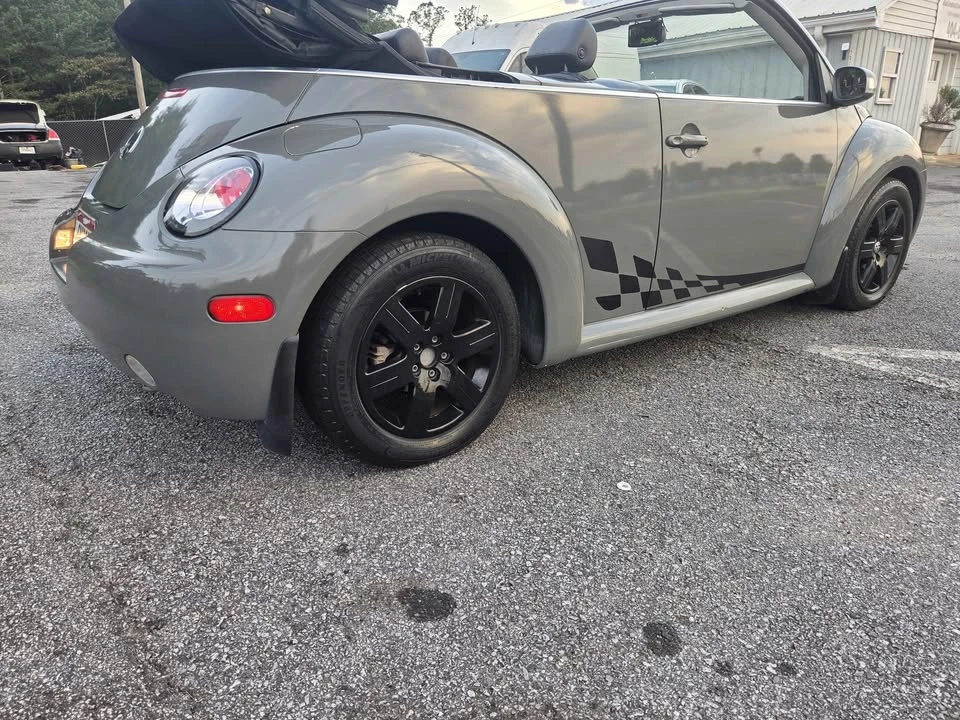 2004 Volkswagen New Beetle - Image 2 of 7