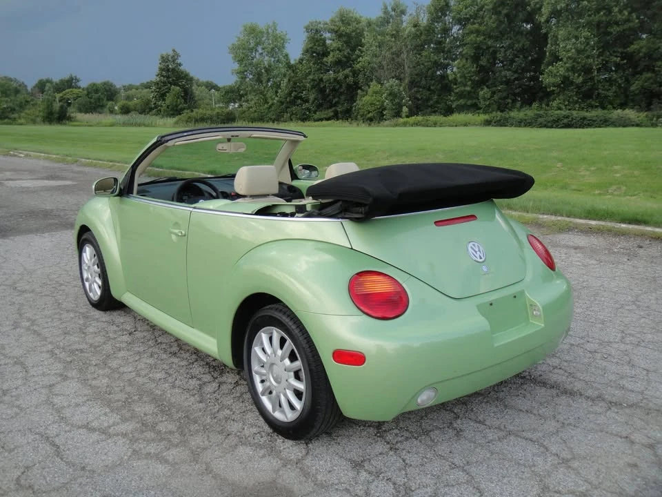 2004 Volkswagen New Beetle - Image 15 of 20