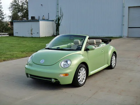 2004 Volkswagen New Beetle Convertible GLS