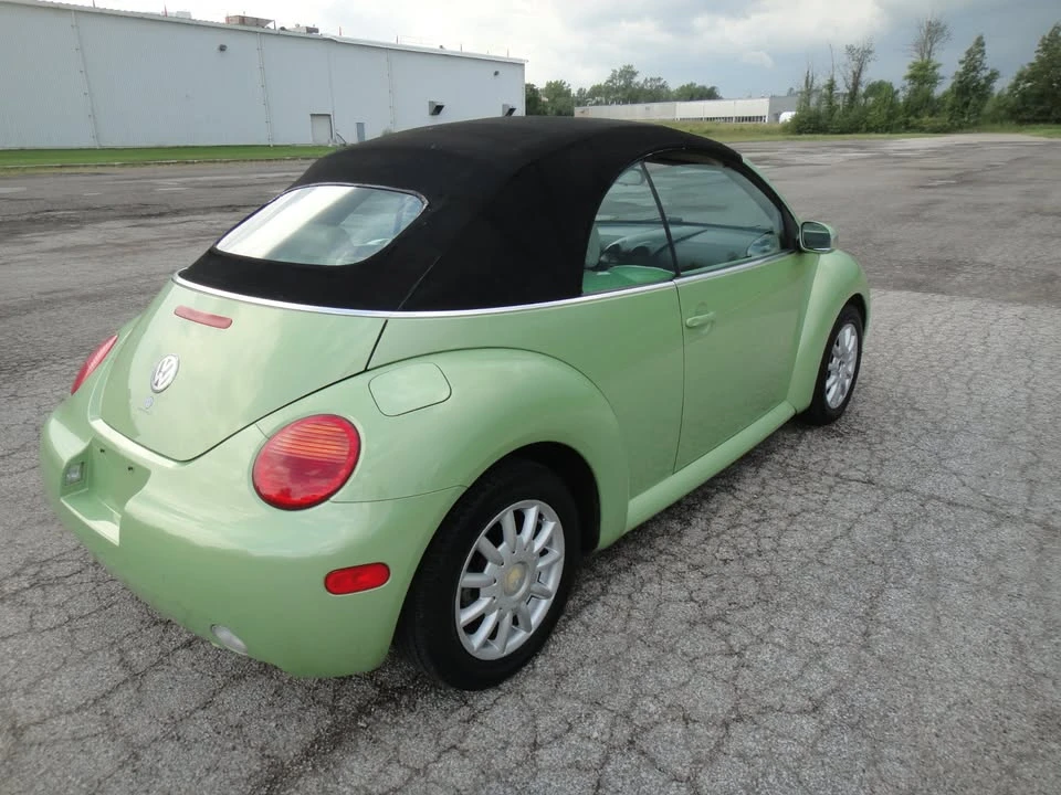 2004 Volkswagen New Beetle - Image 18 of 20
