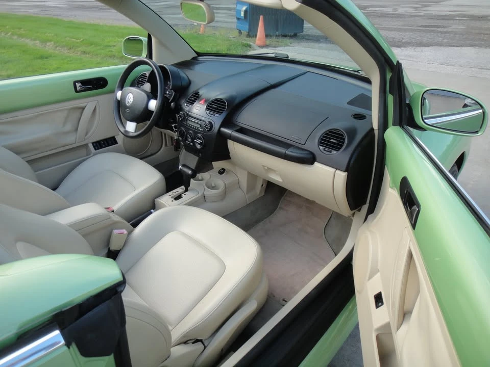 2004 Volkswagen New Beetle - Image 4 of 20