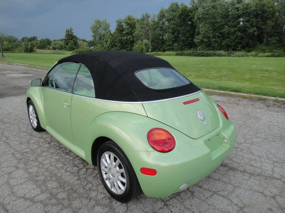 2004 Volkswagen New Beetle - Image 17 of 20