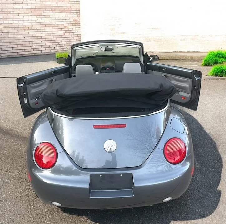 2004 Volkswagen New Beetle - Image 14 of 20