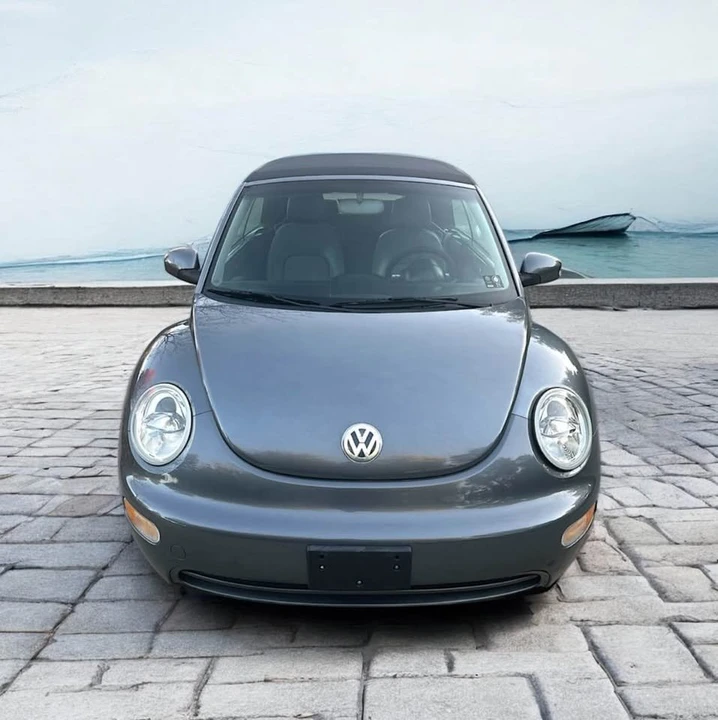 2004 Volkswagen New Beetle - Image 2 of 20