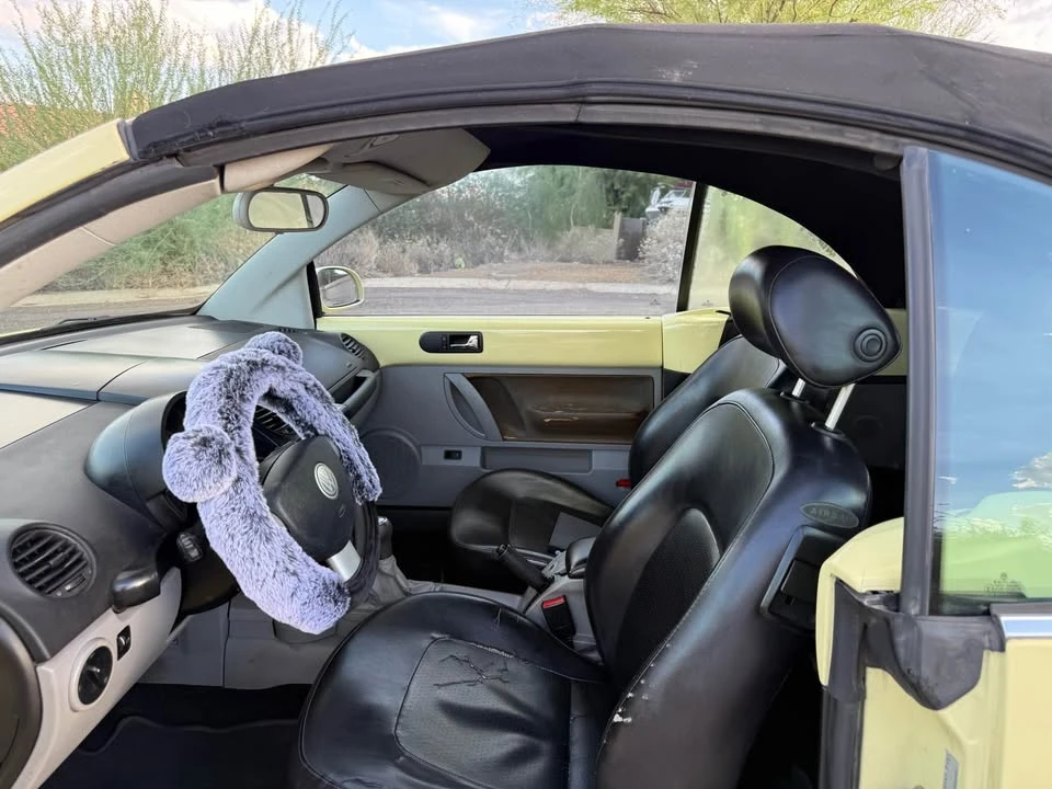2004 Volkswagen New Beetle - Image 12 of 14
