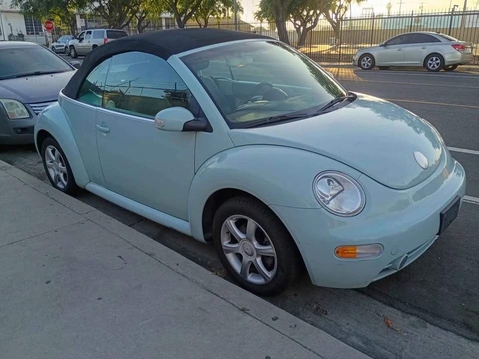 2004 Volkswagen New Beetle - Image 4 of 5