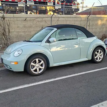 2004 Volkswagen New Beetle GL Hatchback 2D