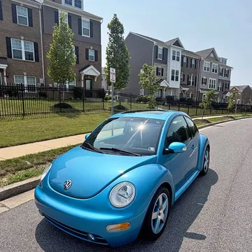 2004 Volkswagen New Beetle GL Hatchback 2D
