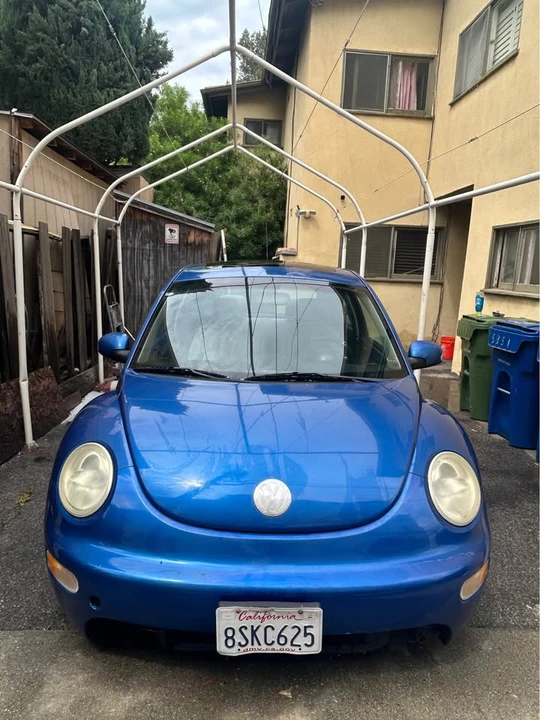 2004 Volkswagen New Beetle - Image 3 of 10