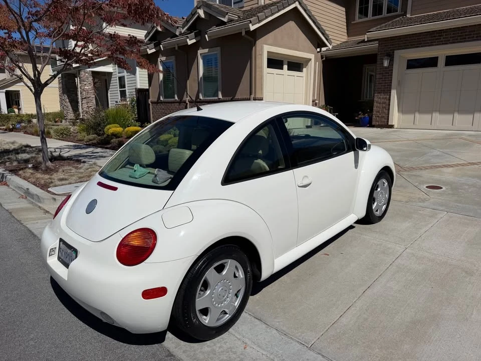 2004 Volkswagen New Beetle - Image 4 of 14