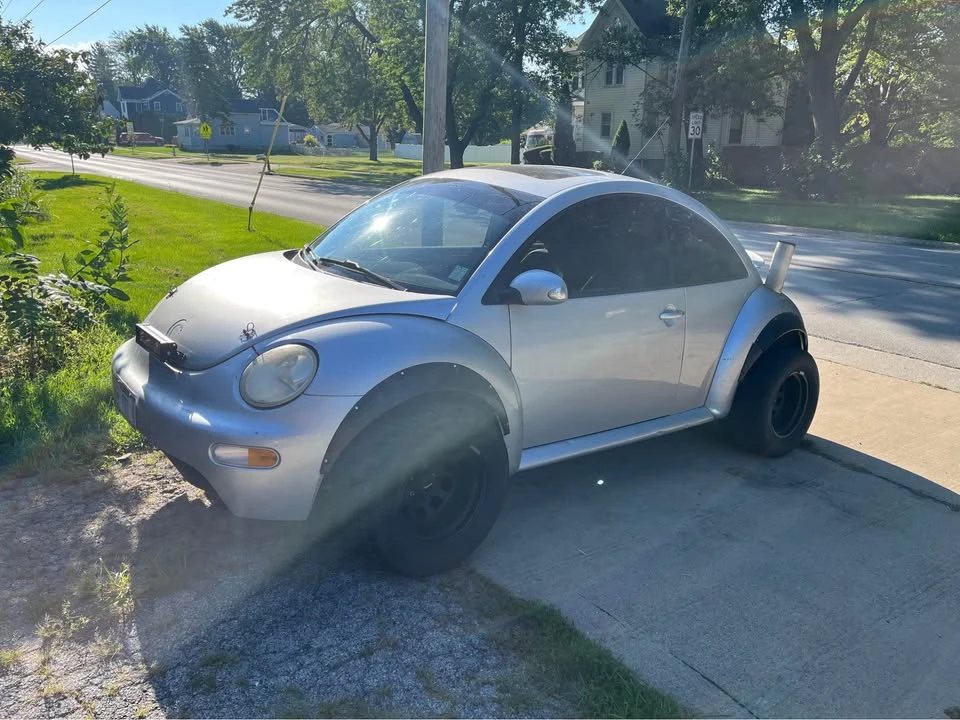 2004 Volkswagen New Beetle - Image 5 of 8