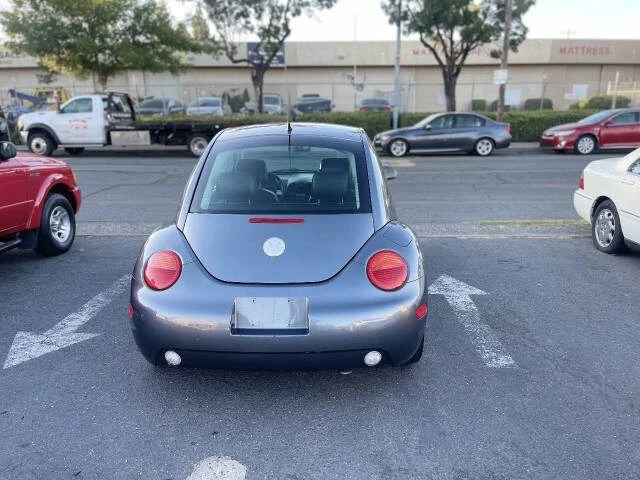 2004 Volkswagen New Beetle - Image 4 of 13