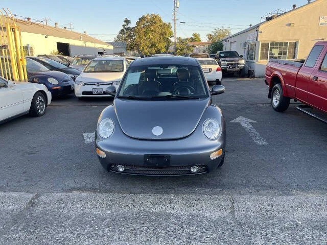 2004 Volkswagen New Beetle - Image 2 of 13
