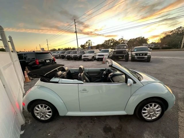 2004 Volkswagen New Beetle - Image 4 of 12