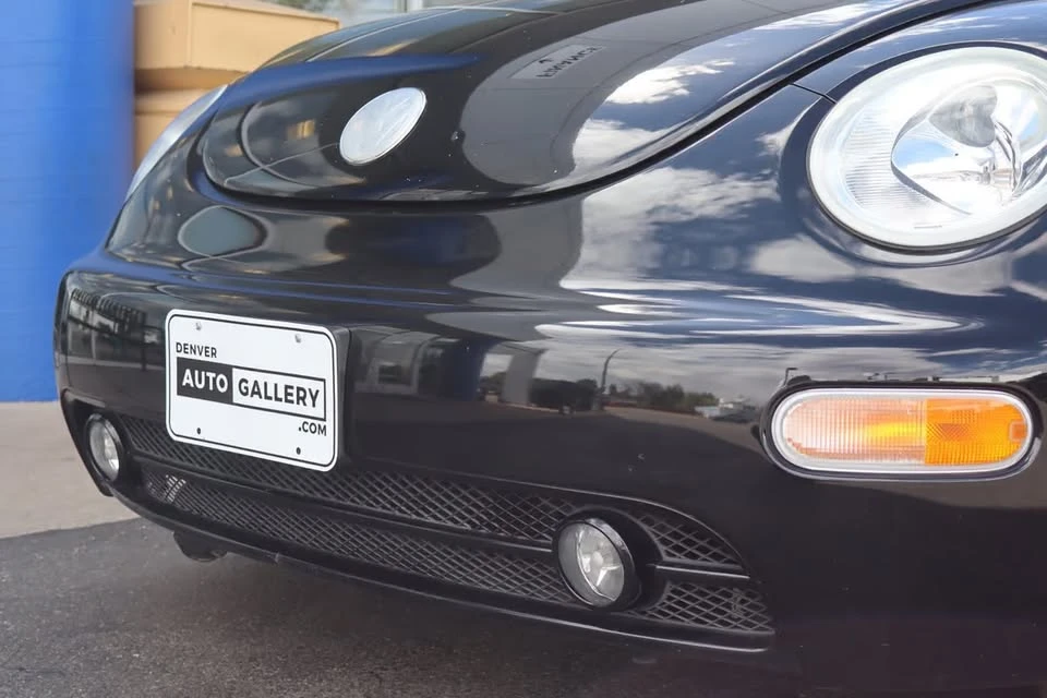 2004 Volkswagen New Beetle - Image 8 of 20