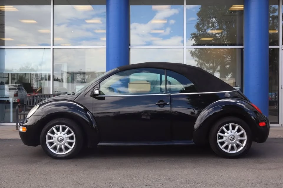 2004 Volkswagen New Beetle - Image 2 of 20