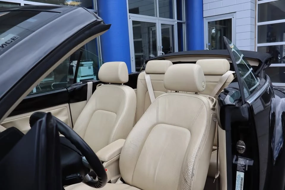 2004 Volkswagen New Beetle - Image 10 of 20