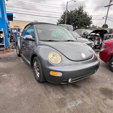 2004 Volkswagen New Beetle GLS Convertible 2D