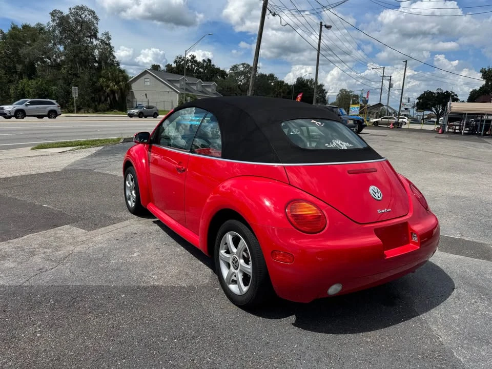 2004 Volkswagen New Beetle - Image 3 of 10