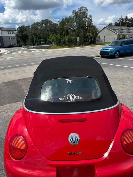 2004 Volkswagen New Beetle - Image 7 of 10