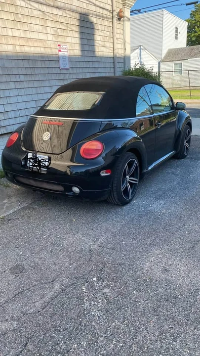 2004 Volkswagen New Beetle - Image 4 of 9