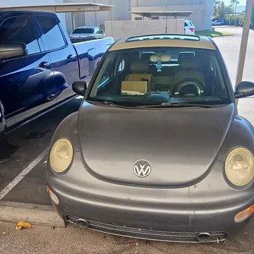 2004 Volkswagen New Beetle GLS Hatchback 2D