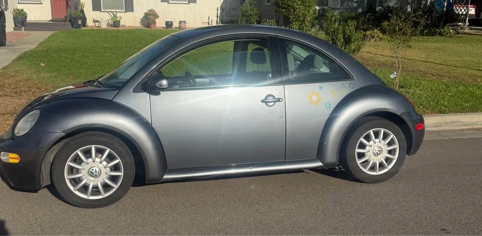 2004 Volkswagen New Beetle - Image 3 of 6