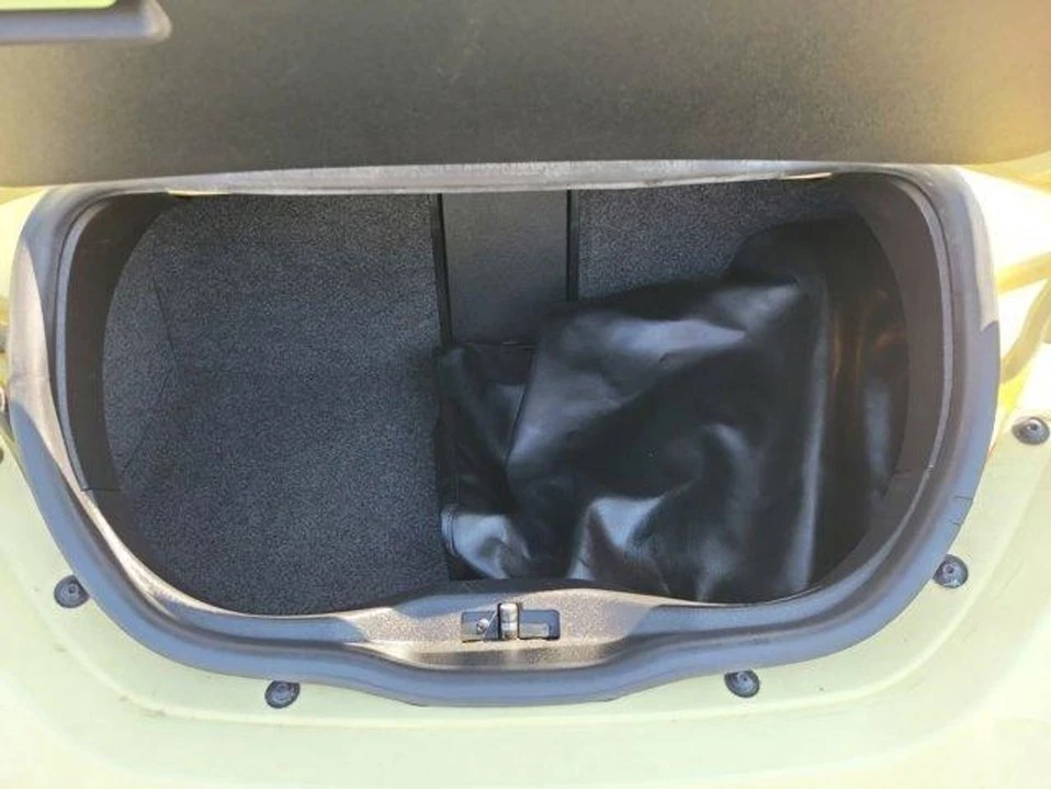 2004 Volkswagen New Beetle - Image 7 of 20