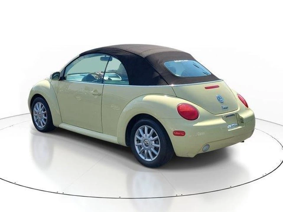2004 Volkswagen New Beetle - Image 2 of 20