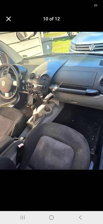 2004 Volkswagen New Beetle - Image 12 of 16