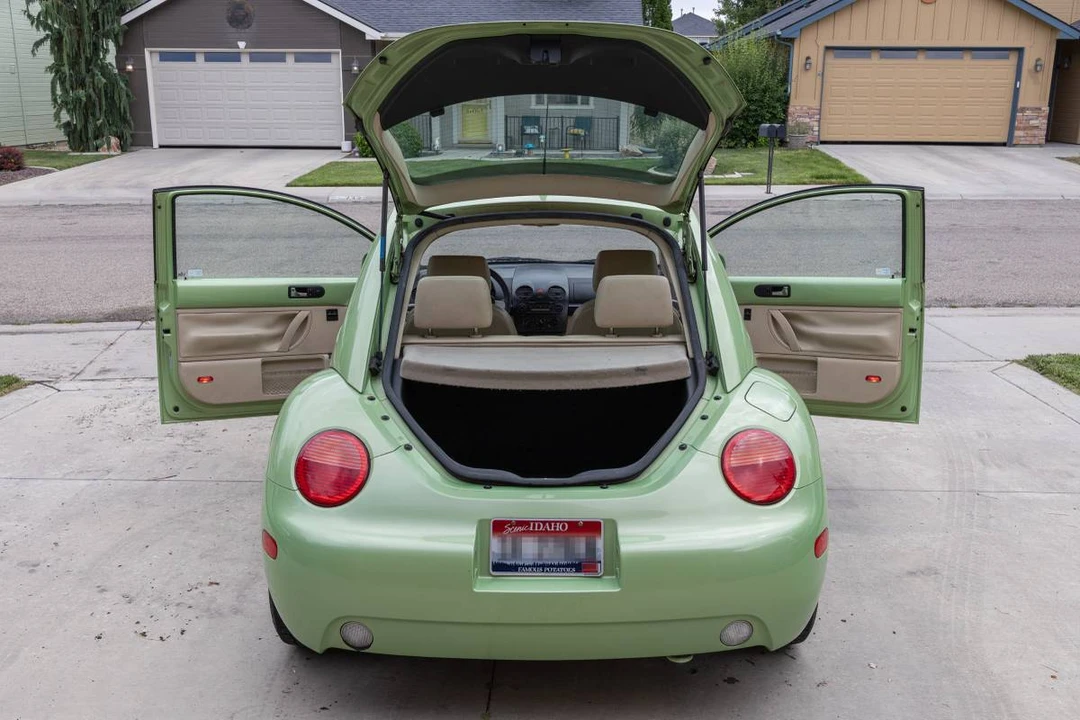 2004 Volkswagen New Beetle - Image 4 of 13