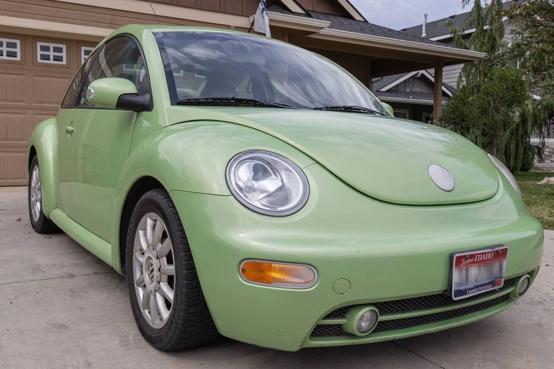 2004 Volkswagen New Beetle - Image 2 of 13