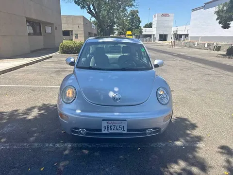 2004 Volkswagen New Beetle