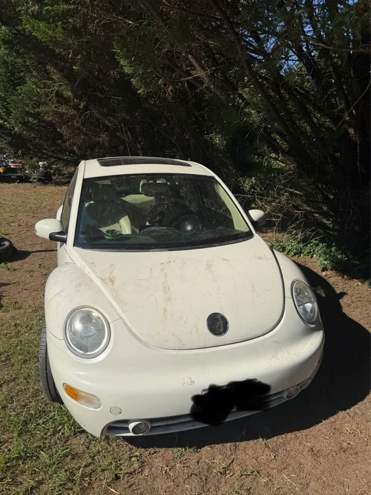 2004 Volkswagen New Beetle - Image 3 of 9