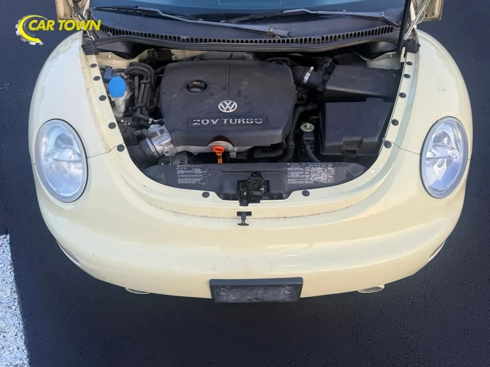 2004 Volkswagen New Beetle - Image 18 of 19