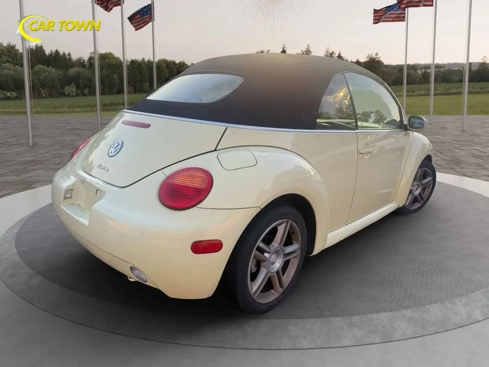 2004 Volkswagen New Beetle - Image 9 of 19