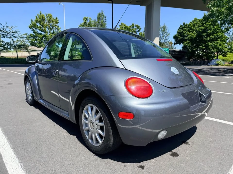 2004 Volkswagen New Beetle - Image 5 of 13