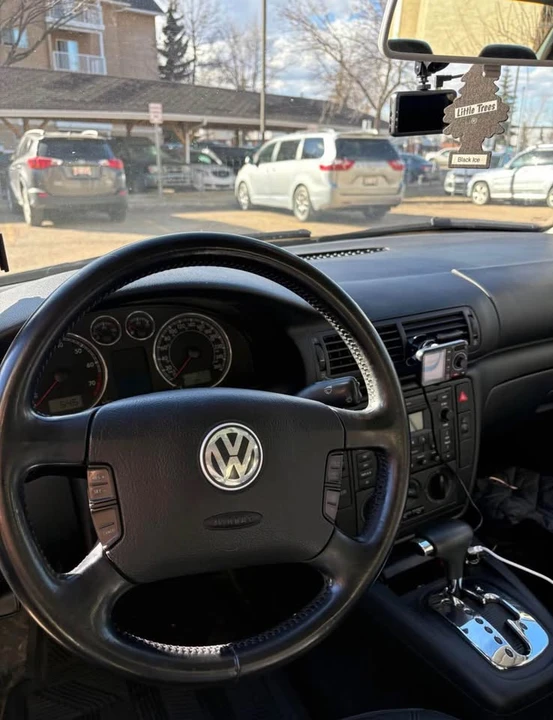 2004 Volkswagen Passat - Image 5 of 7