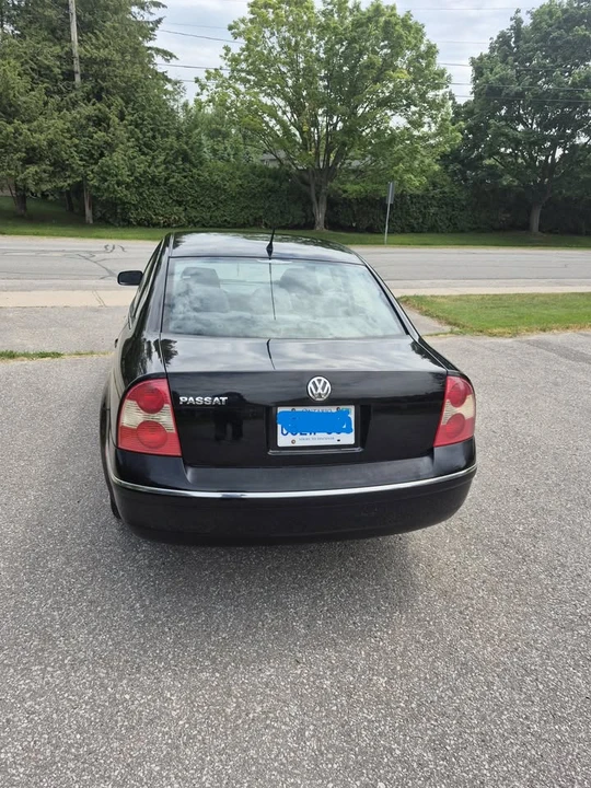 2004 Volkswagen Passat - Image 4 of 12
