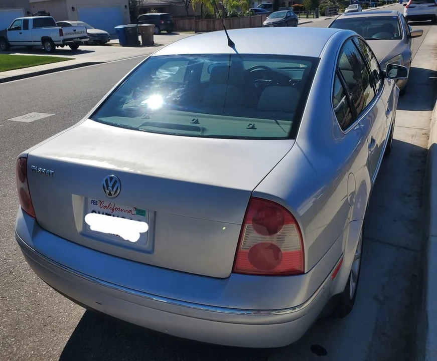 2004 Volkswagen Passat - Image 4 of 8