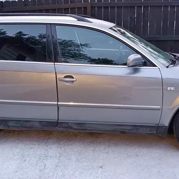 2004 Volkswagen Passat 1.8T R-Line Sedan 4D