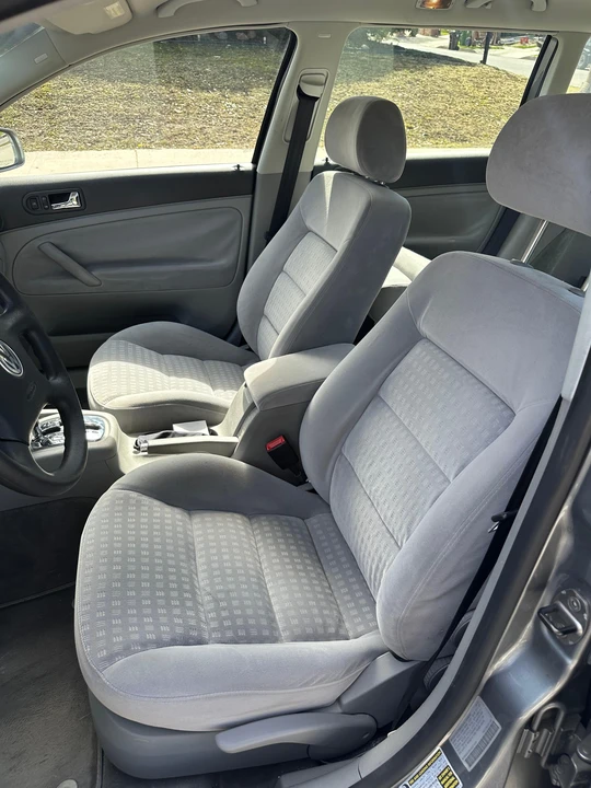 2004 Volkswagen Passat - Image 29 of 31