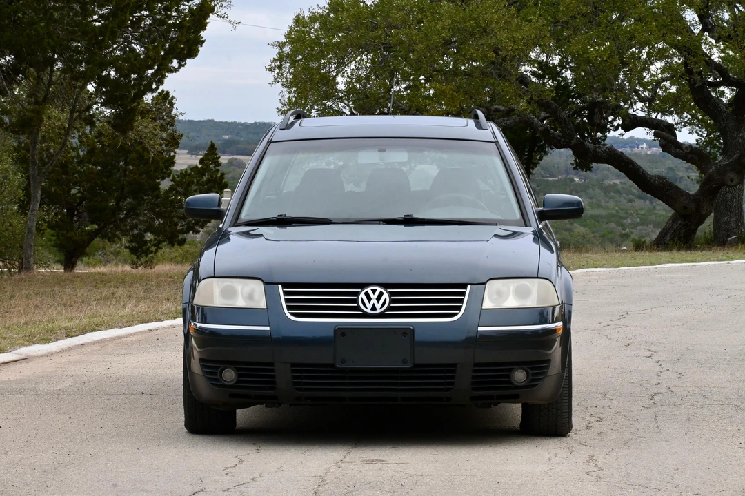 2004 Volkswagen Passat - Image 7 of 21