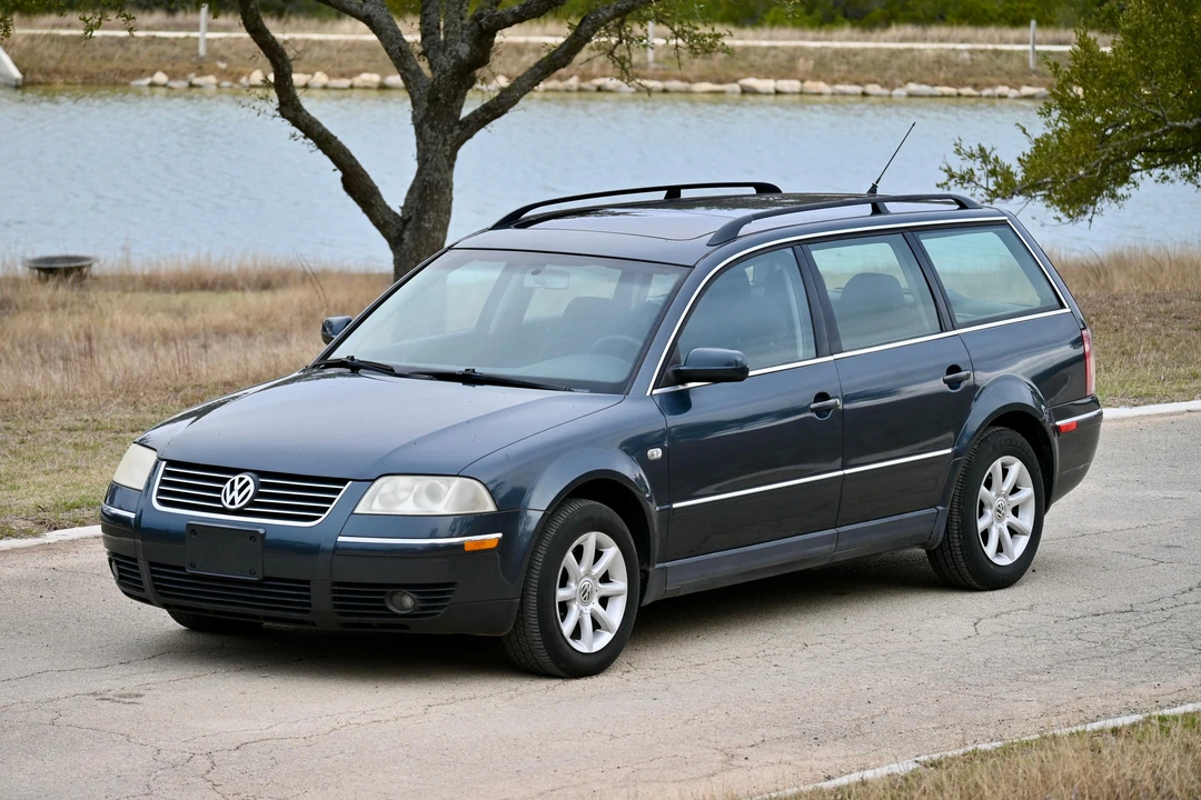 2004 Volkswagen Passat - Image 8 of 21