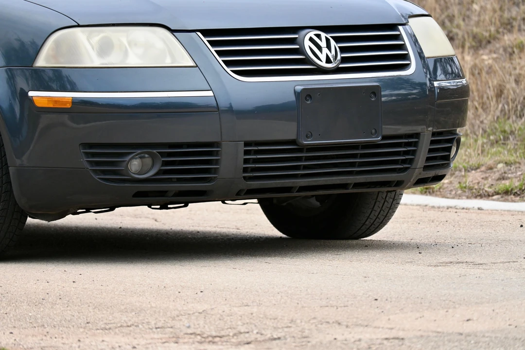 2004 Volkswagen Passat - Image 17 of 21