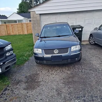 2004 Volkswagen Passat GLX 4Motion Sedan 4D