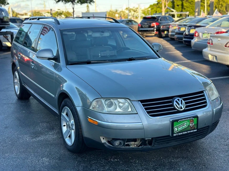2004 Volkswagen Passat - Image 9 of 21