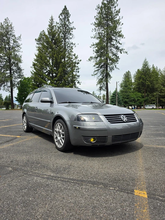 2004 Volkswagen Passat - Image 15 of 31